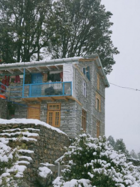 Sairag Earth house